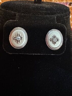 Vintage 1980 Avon Chesterfield Earrings—Oval, Silver Tone, Can be worn 3 ways!